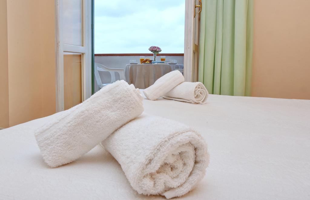 Hotel Costa D'Oro Santa Maria di Castellabate Ngoại thất bức ảnh